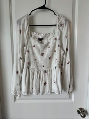 torrid White Floral Smocked Peplum Blouse